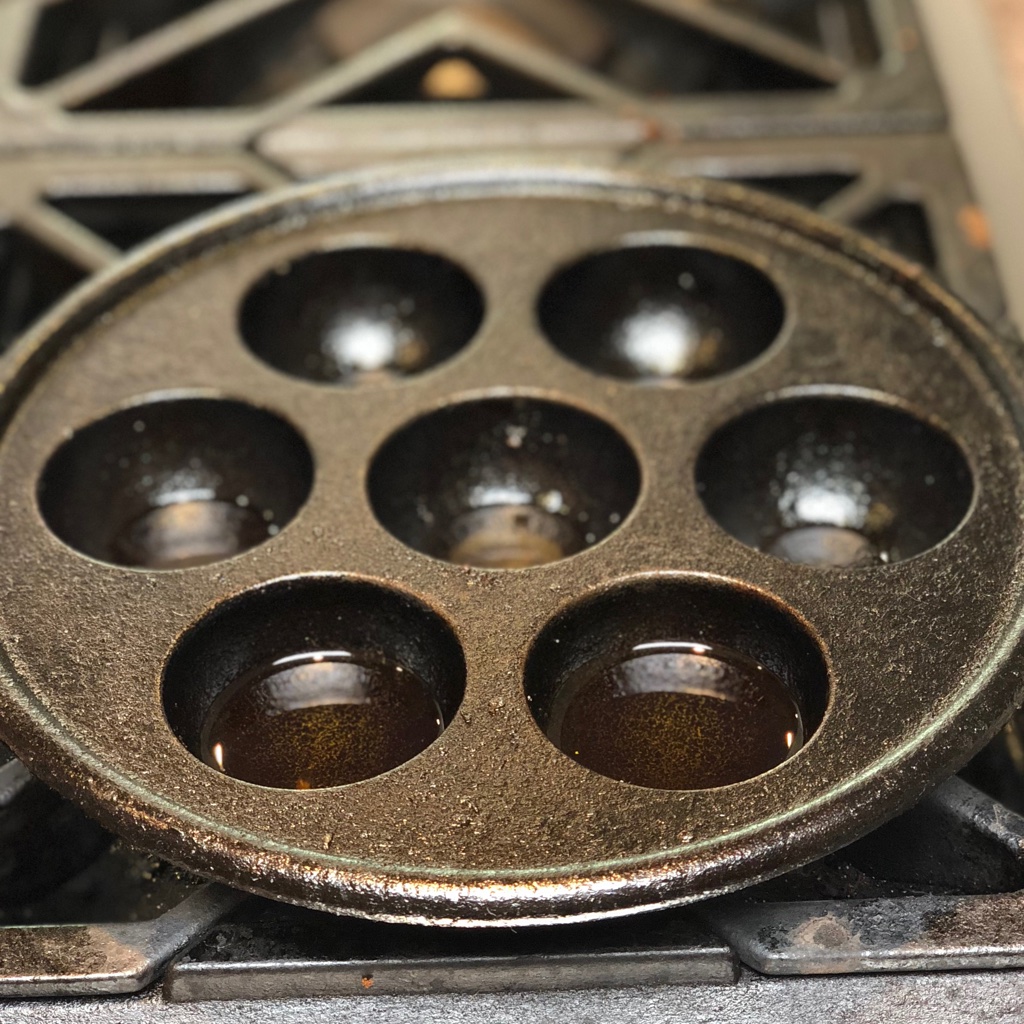 Cast Iron Aebleskiver Pan